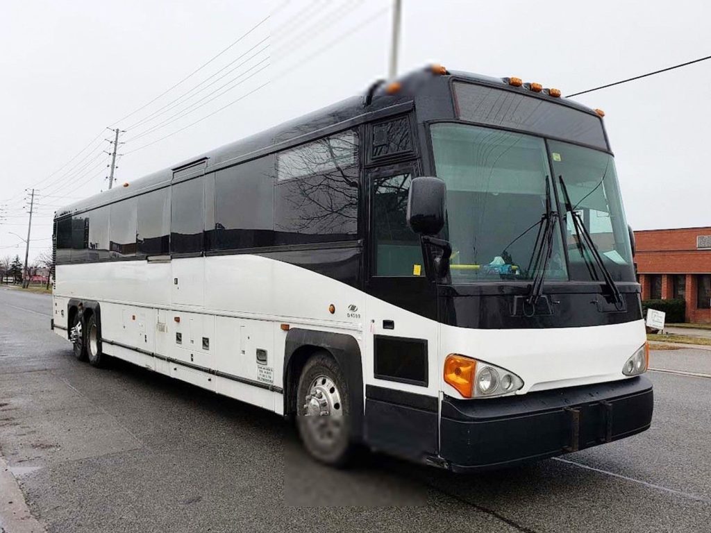 Toronto Wedding Limousine Services for Stress Free Travel